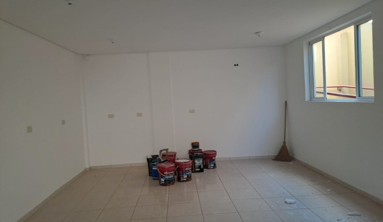 WhatsApp Image 2025-04-08 at 09.56.34